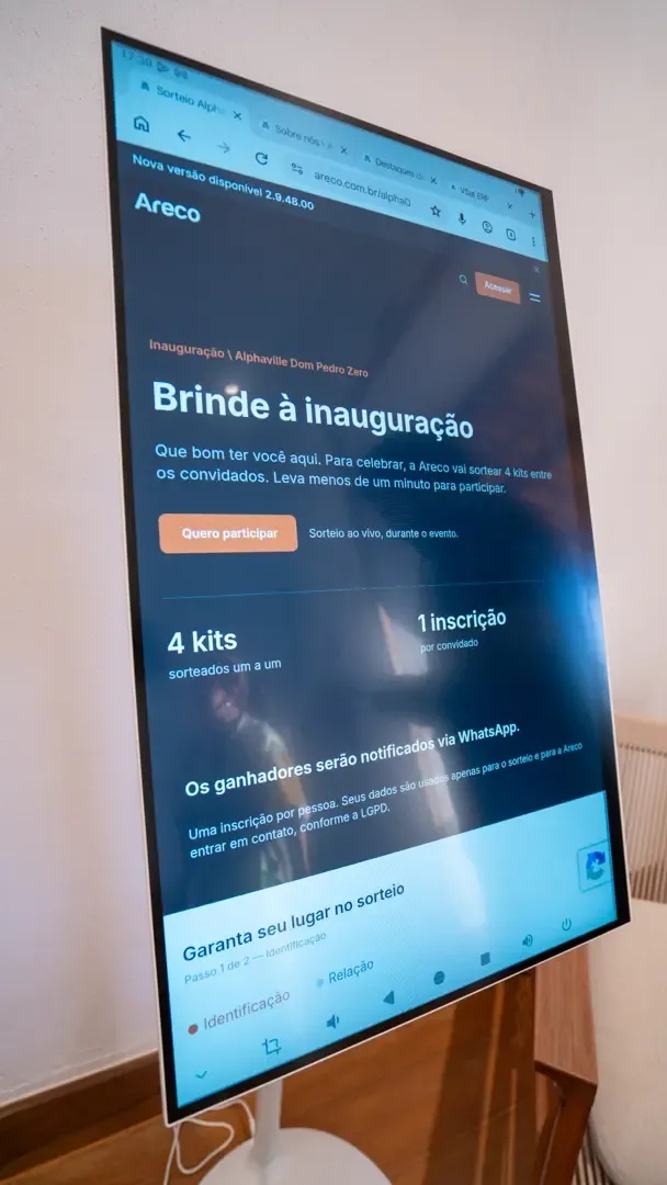 Sorteio de brindes da Areco em evento de lançamento do Alphaville Dom Pedro Zero