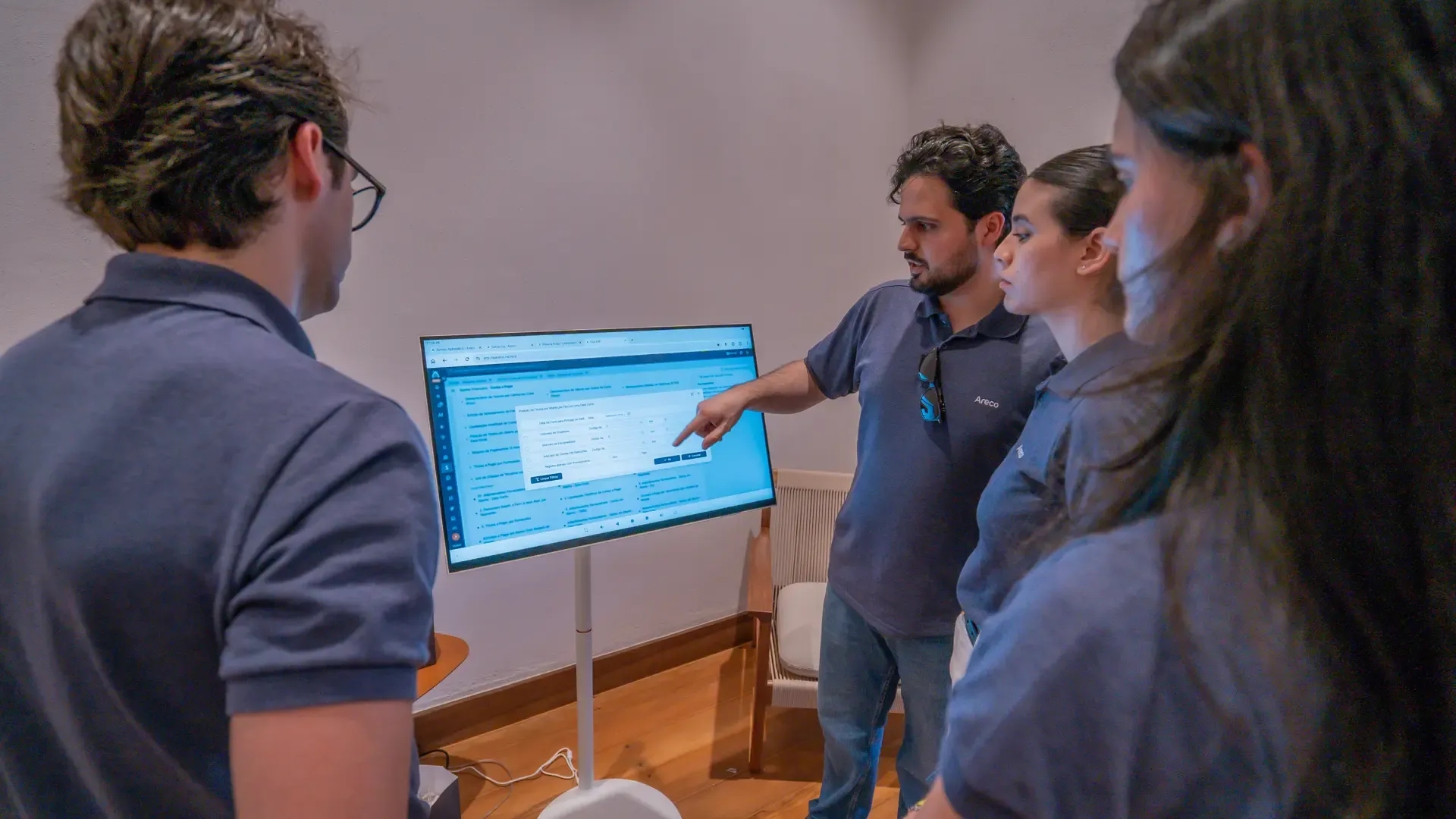 Apresentação interativa do VSat ERP Web
