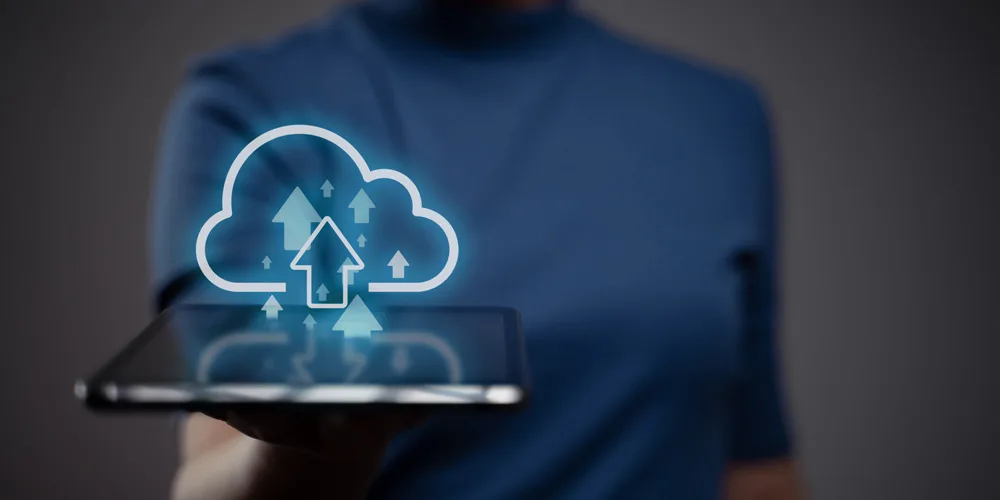 Cada vez mais popular, o armazenamento em nuvem requer planejamento antes de ser adotado. Veja as vantagens e os pontos de atenção para armazenar dados na nuvem.